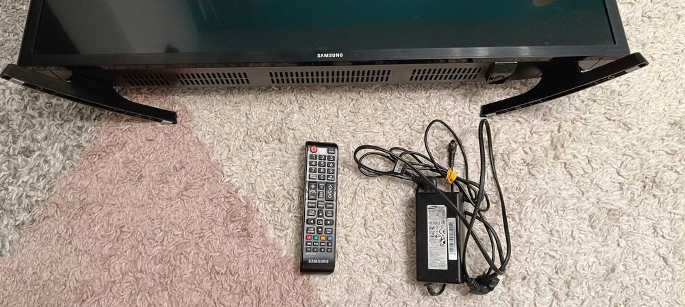 TV Samsung FULL HD Diagonala 81 cm (nu este SMART)