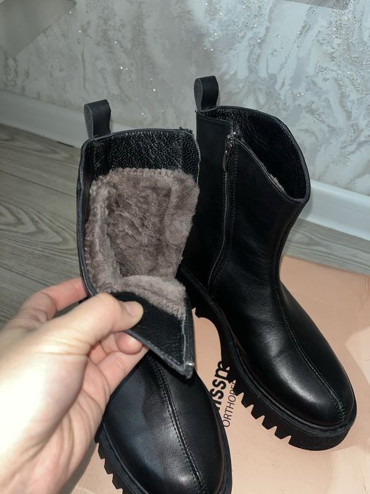 Зимние теплые ботинки