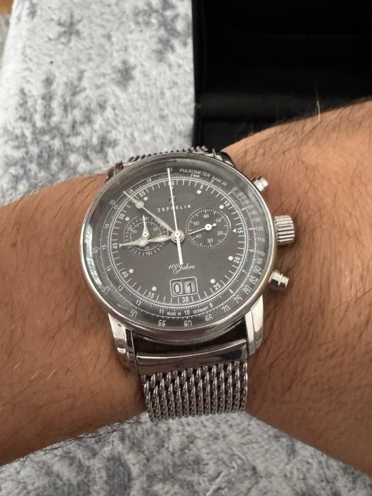 Zeppelin 100 jahre chronograph quartz