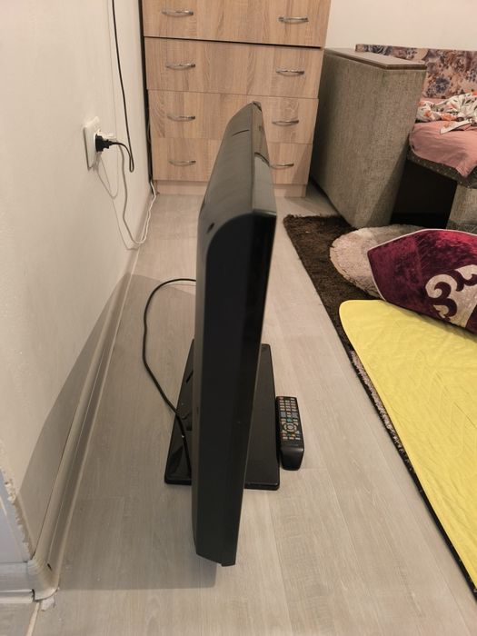 Samsung 81см диагональ
