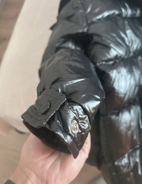 Geaca Moncler Maya marinea 4, noua, Madr in Romania