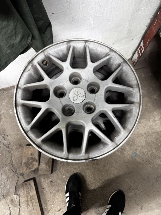 Диски r15 5/114,3