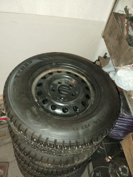 Резина  в отличном состоянии