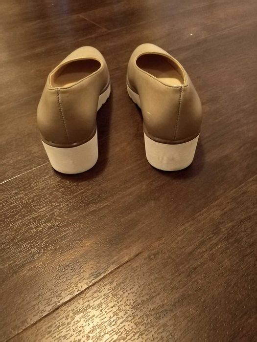 Дамски пролетно-есенни обувки