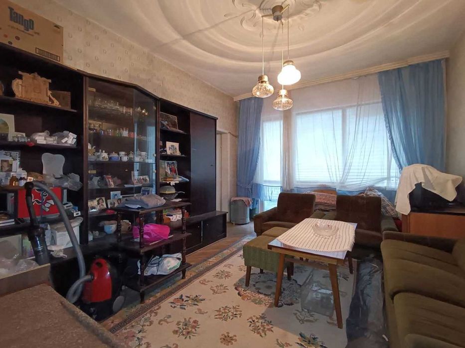 Продава се Четиристаен апартамент в Велико Търново, Център - 117 кв.м за 1409 €/кв.м - Снимка #3