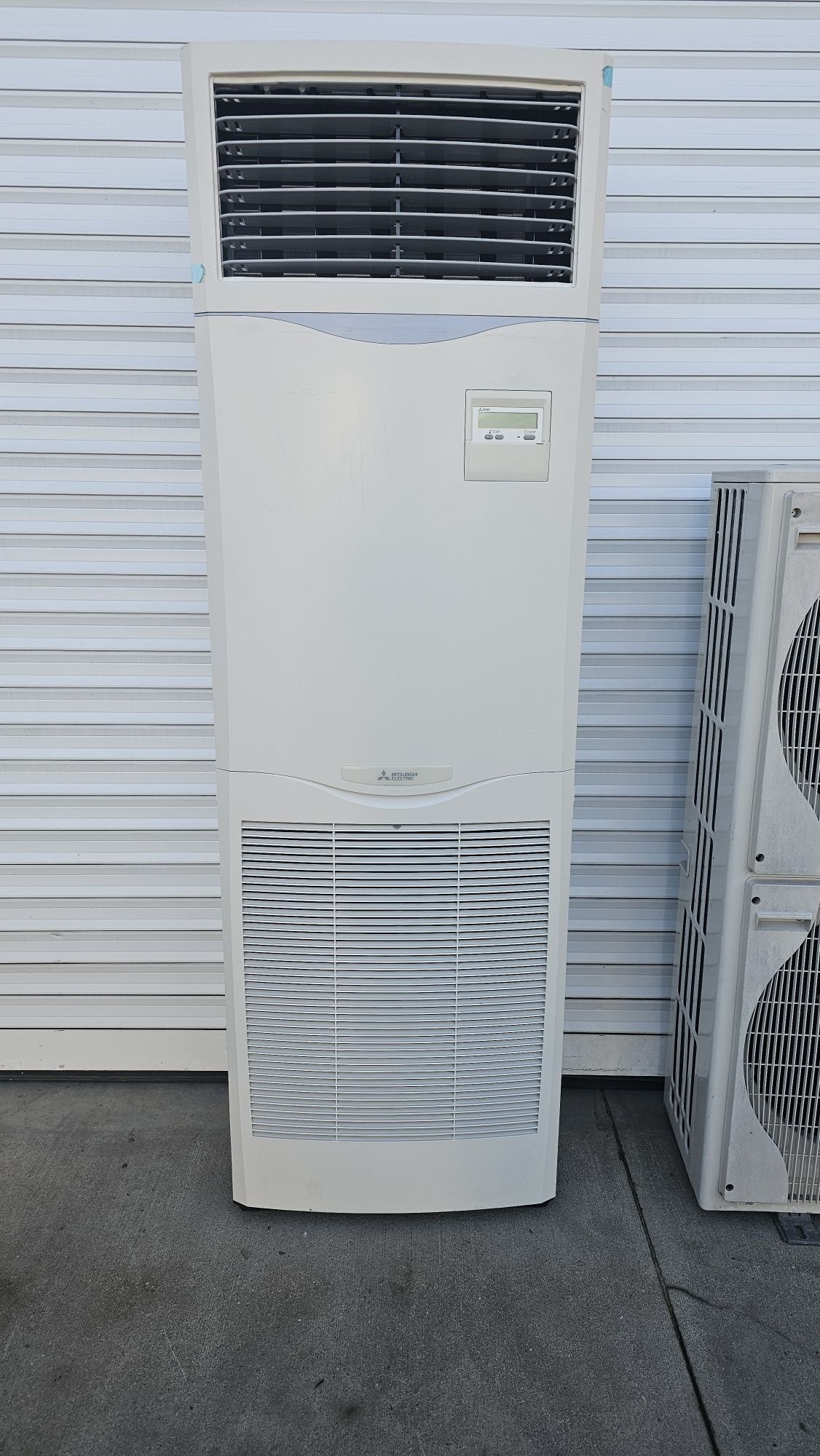 Колонен климатик Mitsubishi Mr.slim 16kw трифазен PUHZ-P140  PSA-RP140