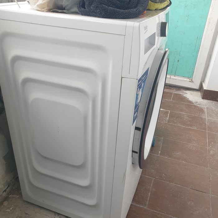 Masina de spalat automată beko pro smart o vand pentru piese sau