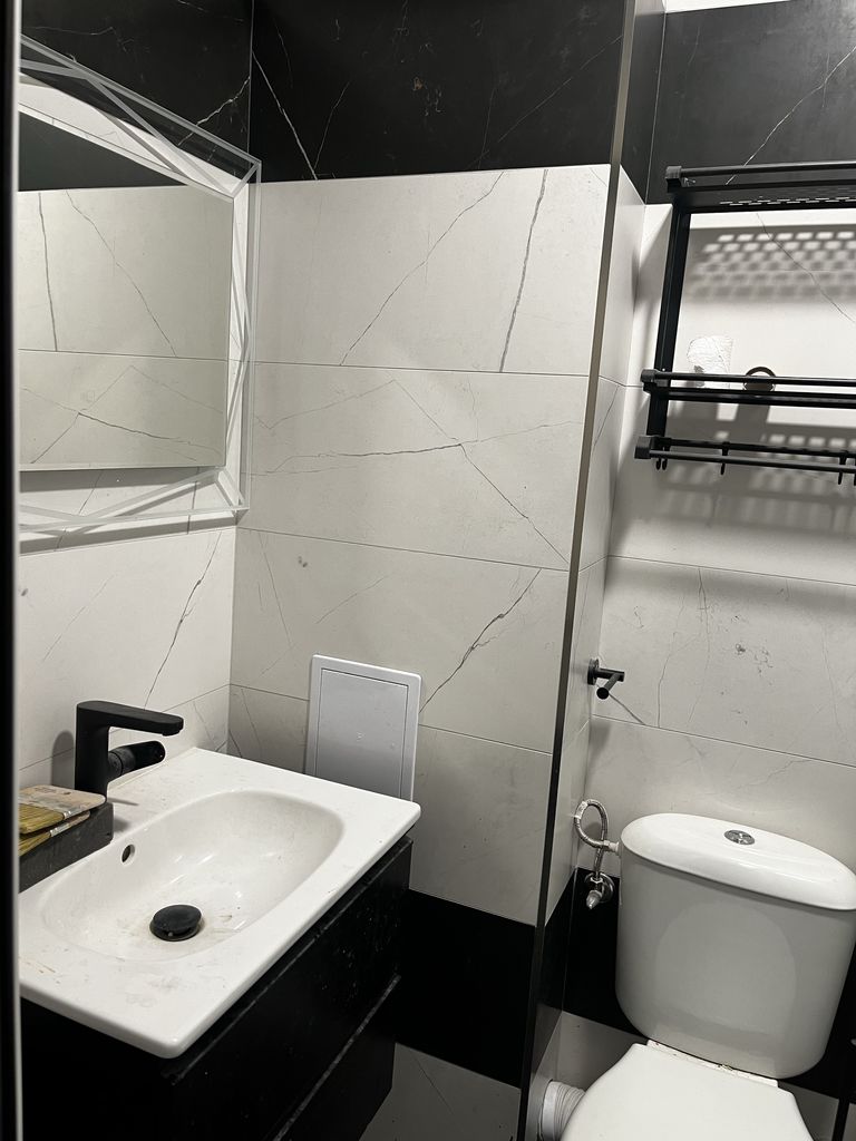 Продава се Двустаен апартамент в Казанлък - 80 кв.м за 925 €/кв.м - Снимка #4