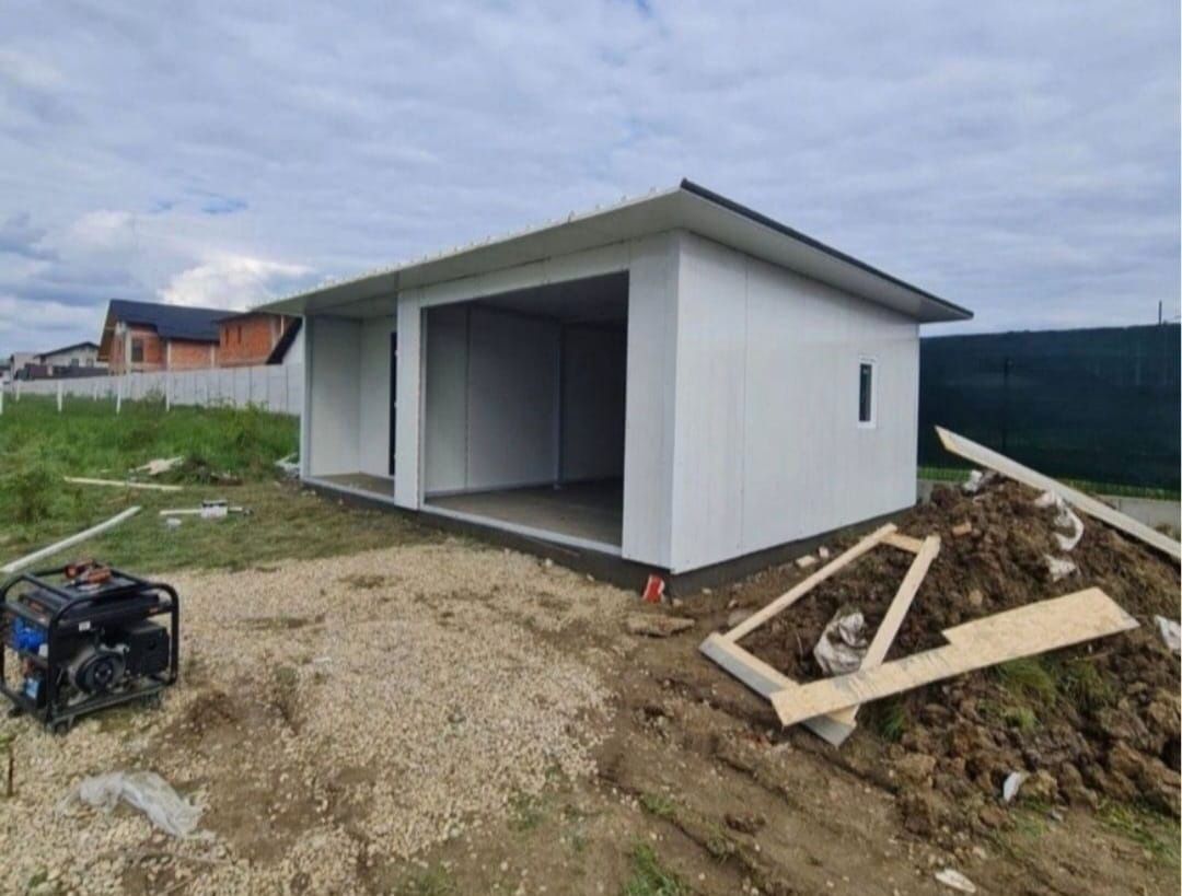Vând.garaje auto din panouri sandwichi case pergole structuri metalice