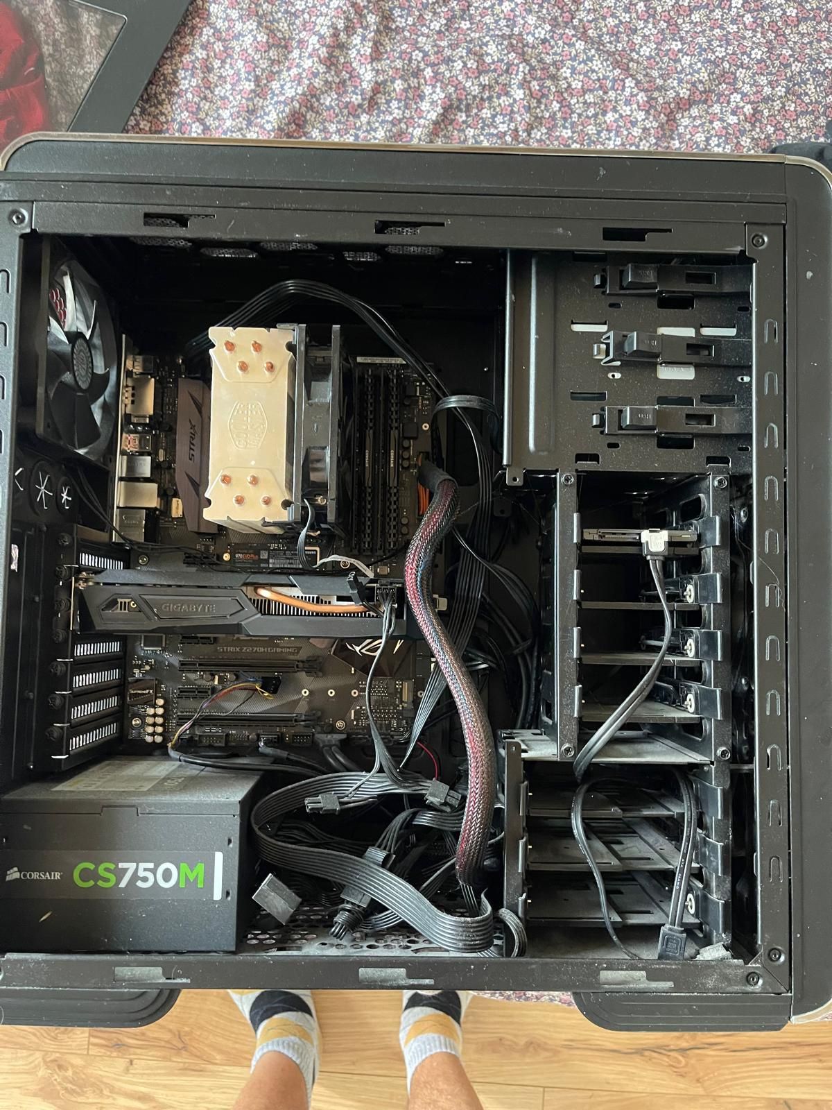 Vând PC Gaming custom