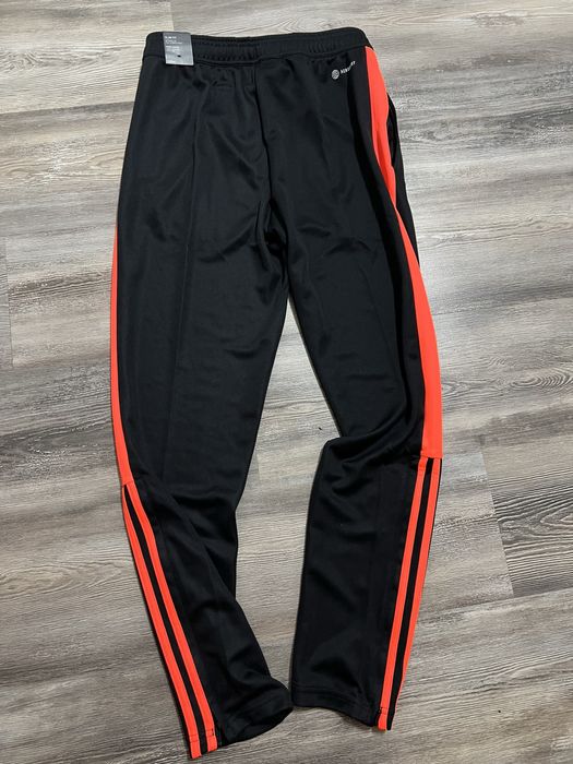 Оригиналнo долнище Adidas Размер L