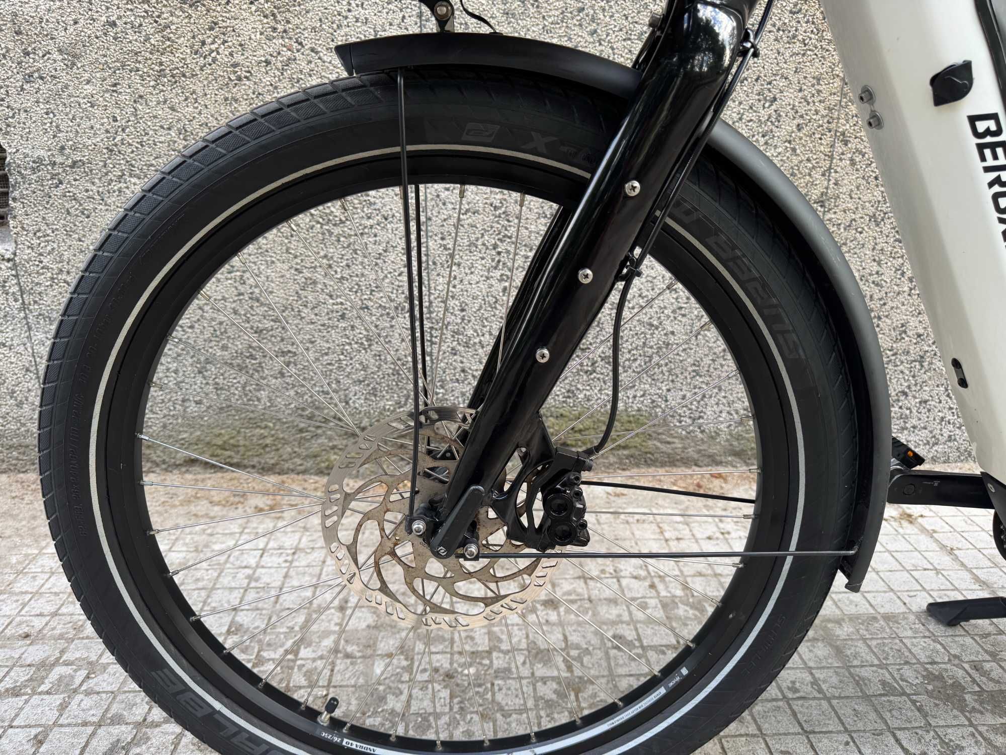Bergamont E-Cargoville LT Expert 26''/Bosch E-bike/Shimano XT/Magura