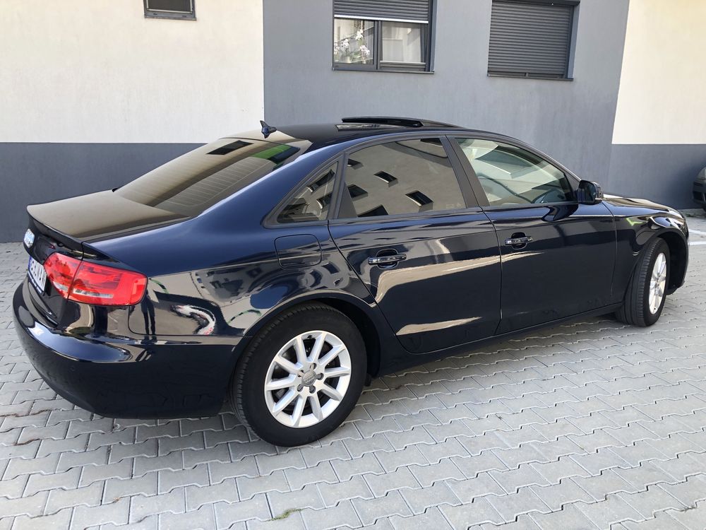 Vand Audi A4 din 2010 2.0 diesel