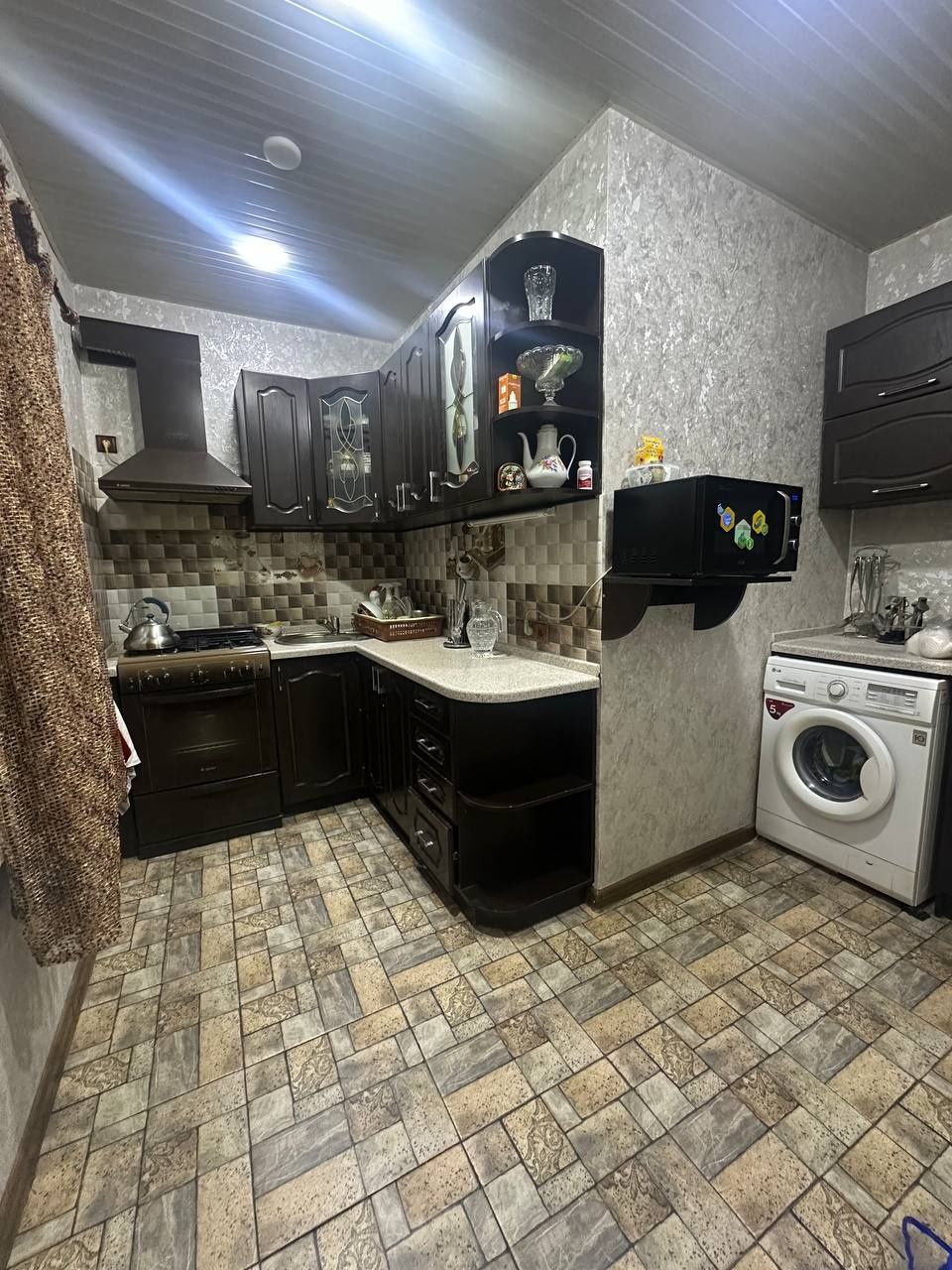 Продам свою квартиру на карасу 6