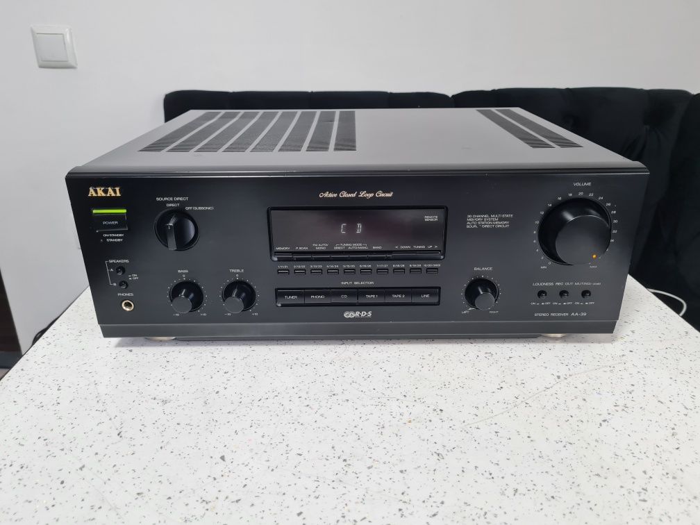 Amplituner Akai AA-39