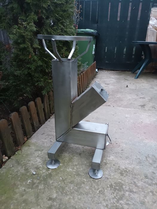 Soba racheta inox in totalitate 100x100x4mm si 150x150x4mm