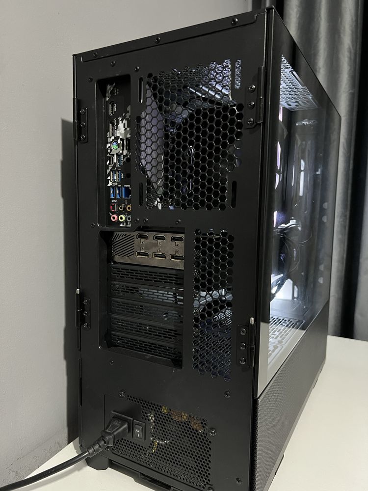 Компьютер 3070ti, r7 5800x3D, 32gb RAM