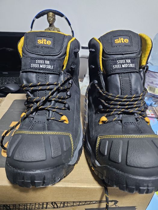 Bocanci de lucru marca SITE