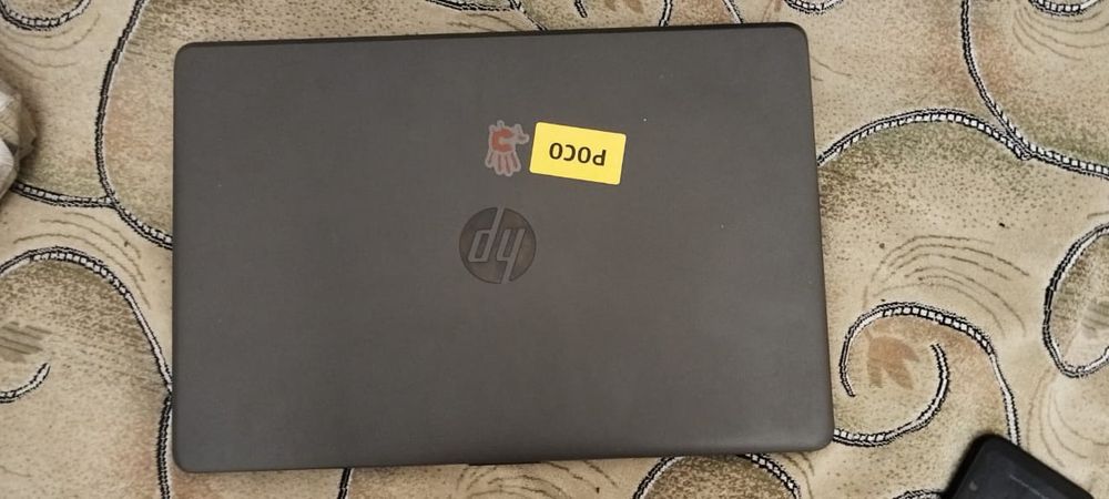 Продаю ноутбук не робочи