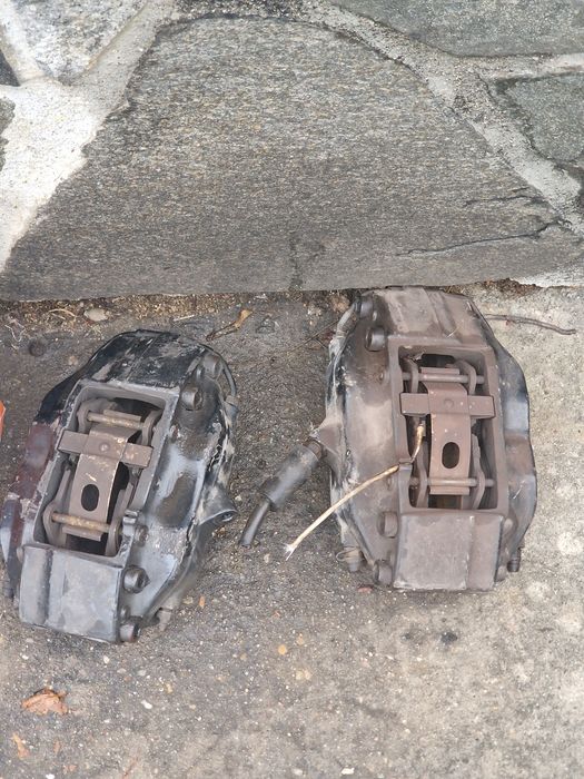 4 бутално брембо от бмв е38