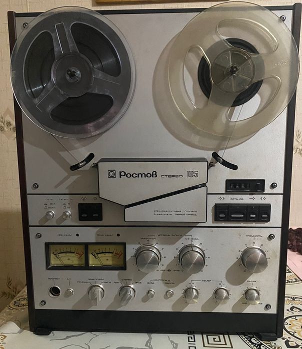 Продается винтажный магнитофон «Ростов-105» 1987 года выпуска