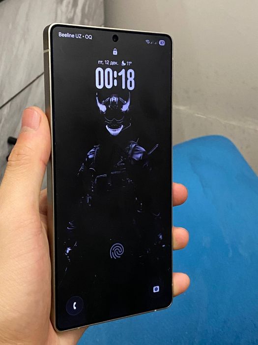 S25 ultra 12/256 новый.