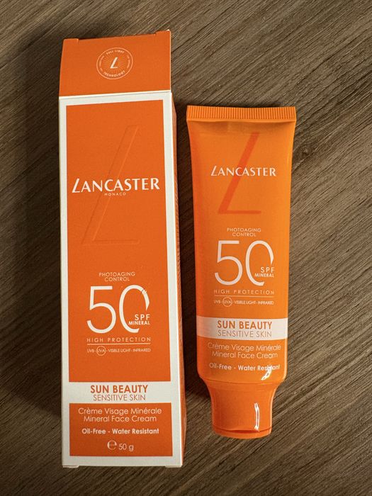 Слънцезащитен крем за лице Lancaster sun beauty sensitive skin spf 50