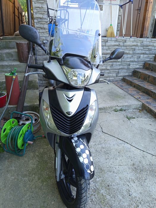 Honda Sh 125 inmatriculat