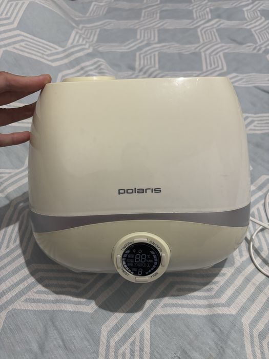 Продам увлажнитель воздуха .