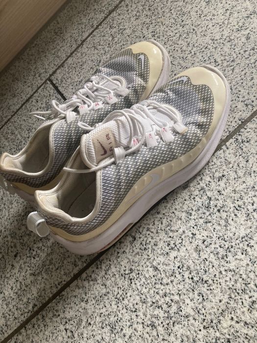 Nike спортни обувки