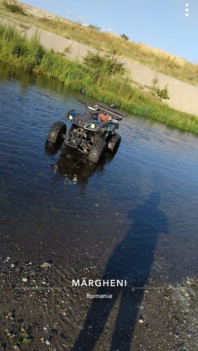 Vând atv 250 cc..