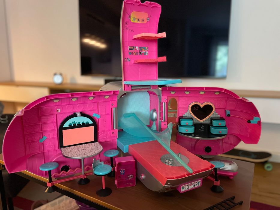 Jucărie L.O.L OMG rulotă glamper 4-in-1