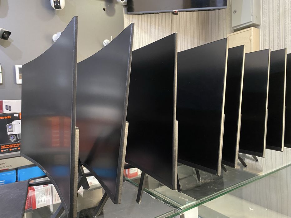 Aiwa 27" 165hz curved Manitor
