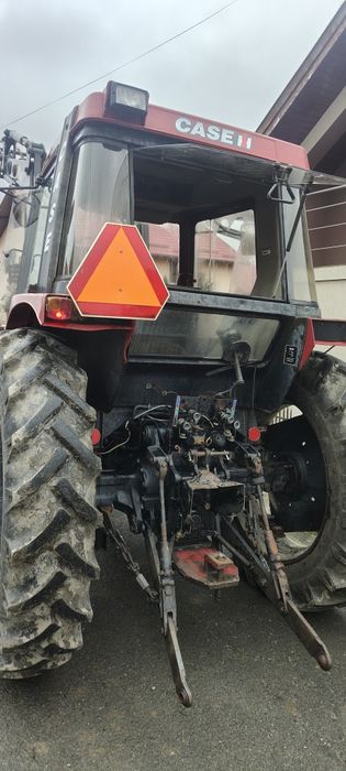 Tractor case international 685 xl încărcător frontal