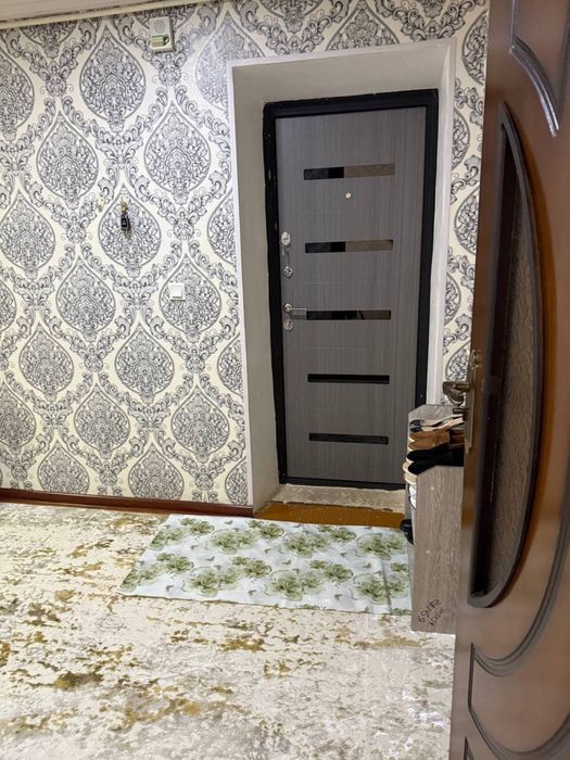 Янги йул кирпичный рядом табака 2 ком 2 этаж