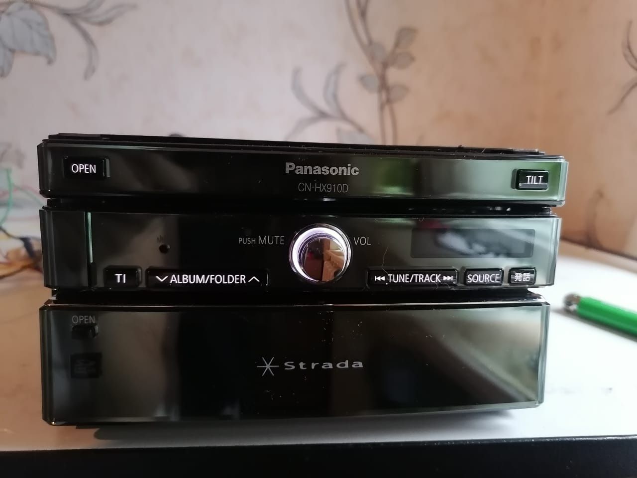 Panasonic strada cn-hx1000d