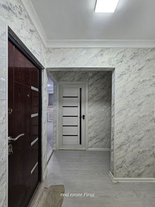 Сдаётся 2х комнатная квартира в центре города на 3 этаже