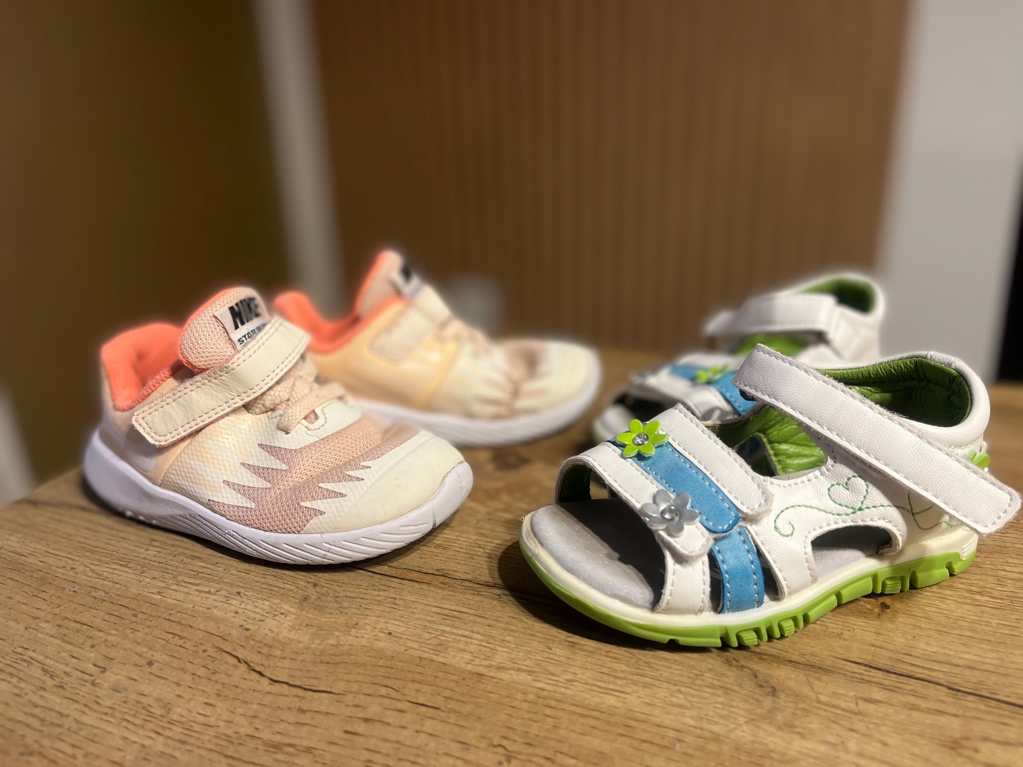 Детски обувки - 2 броя (маратонки и сандали)