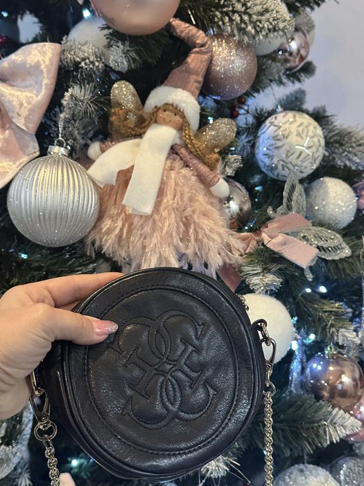 Geanta cu 2 fete guess din piele( tommy armani polo musette)