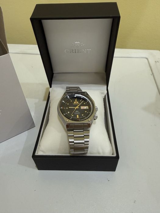 Orient SK Crystal 22 Jewels – автоматичен мъжки часовник