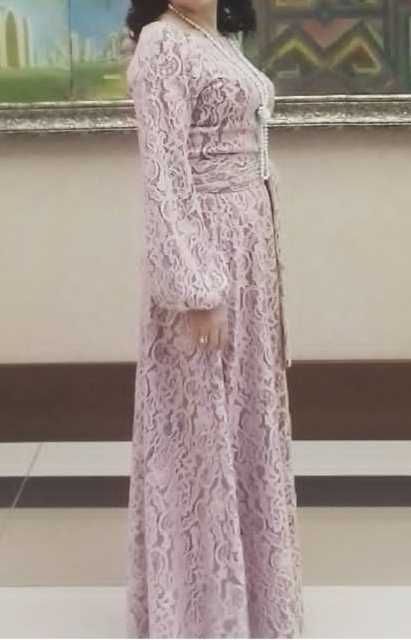 Дизайнерское Платье вечернее