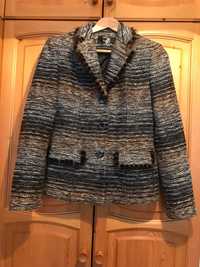 Женско зимно сако, размер S.