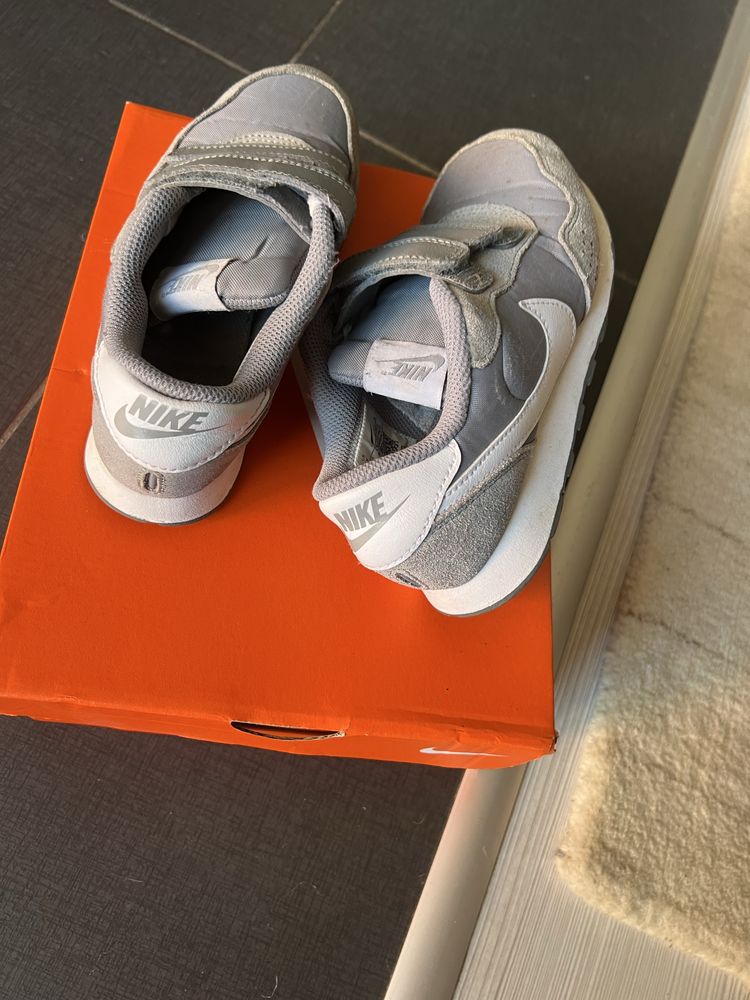 Маратонки Nike за момче