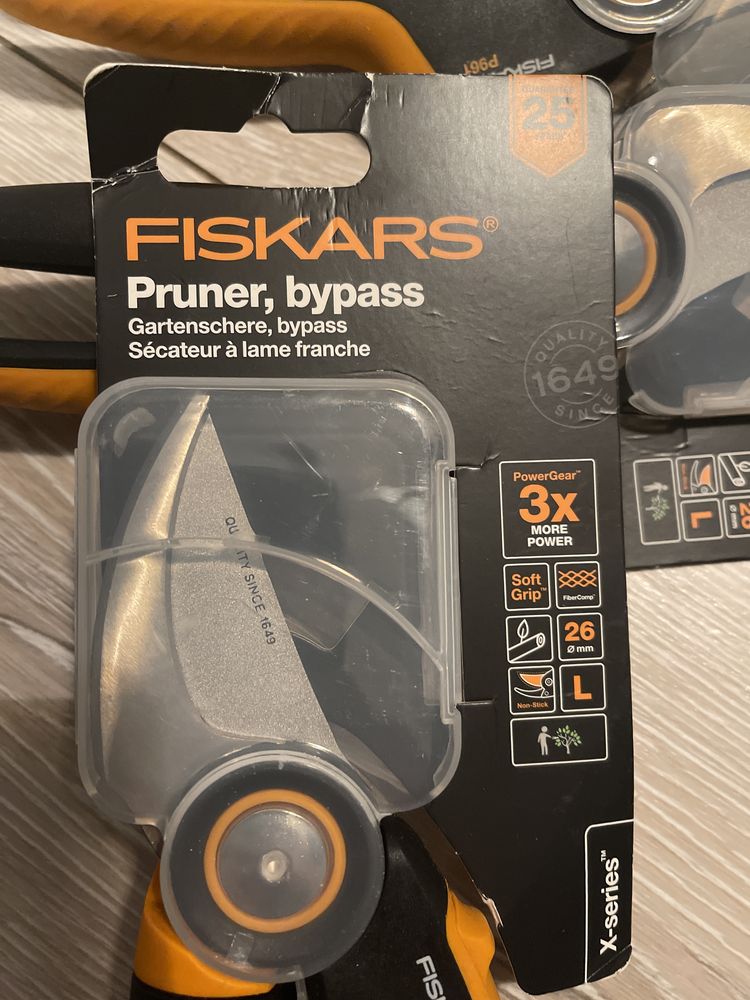 Foarfeca fiskars p961