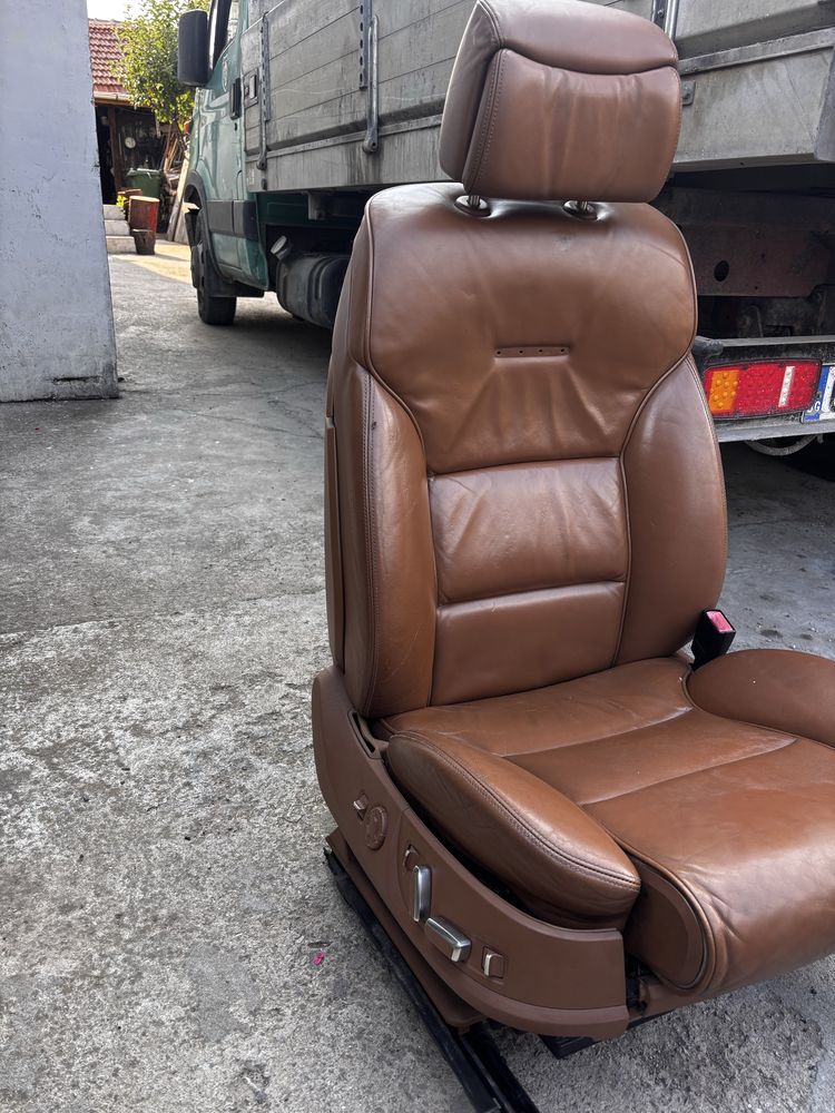 Предни седалки Audi A8 D3