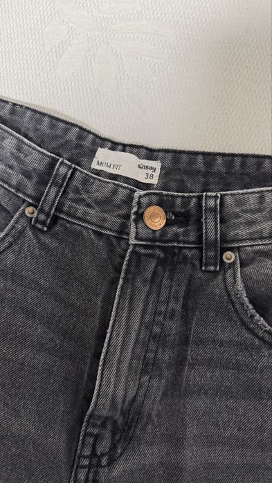 Джинси Mom Fit в стилен графитов цвят