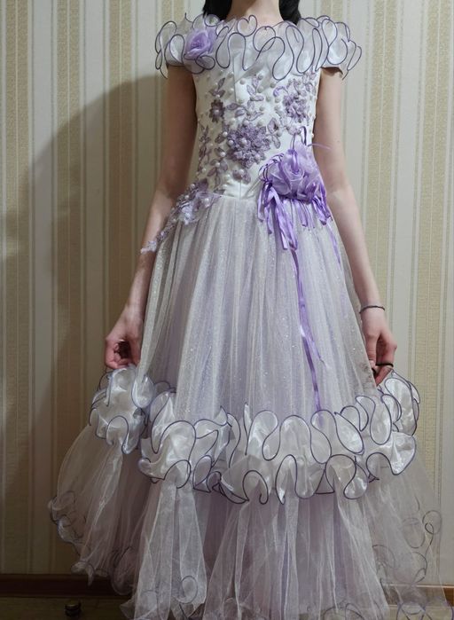 Нарядное платье принцессы