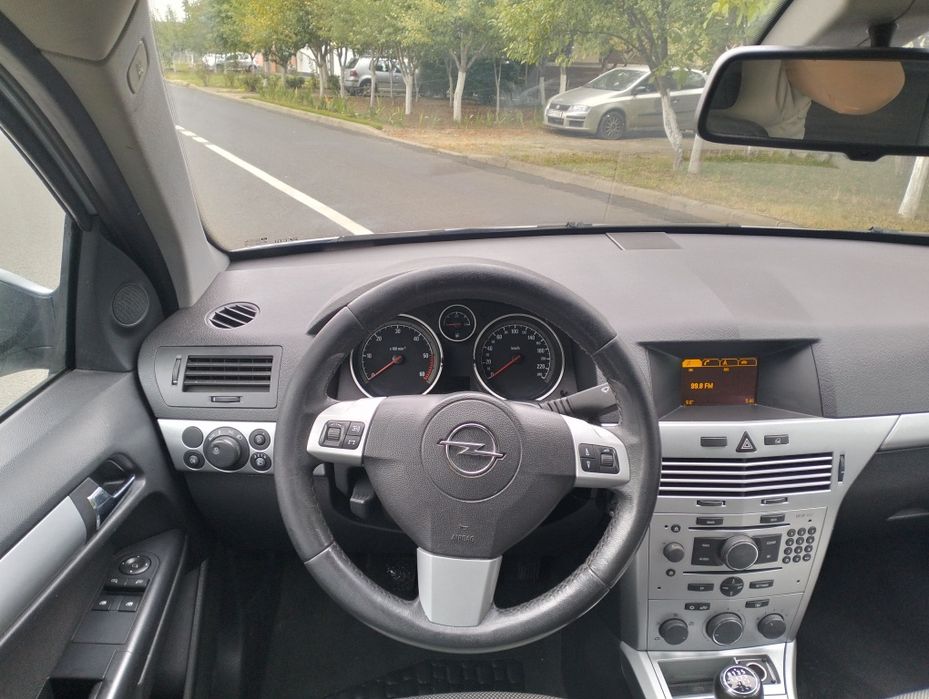 Opel Astra H an 2009 Facelift