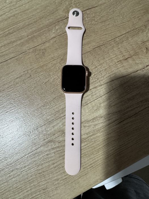 Ceas Apple SE impecabil