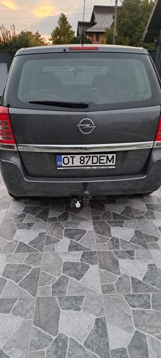 Vând 0pel zafira 1.7 dizel